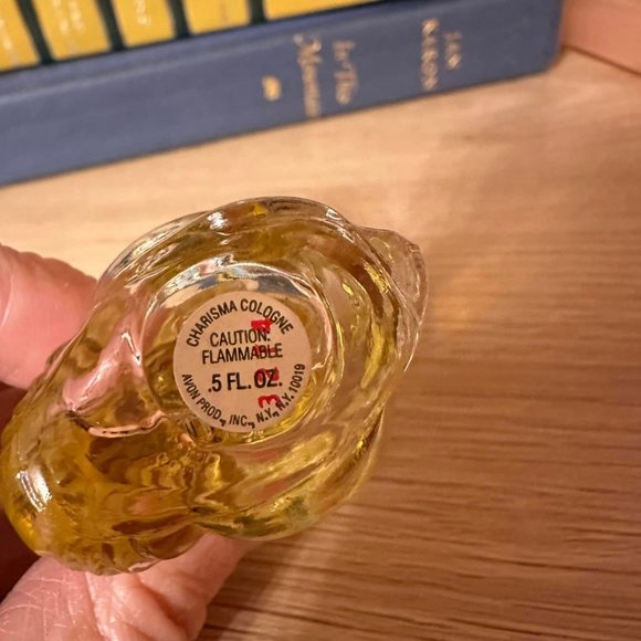 Vintage Avon Squirrel Mini Perfume - Picture 3 of 3